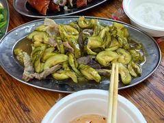 -四更周店烤乳猪