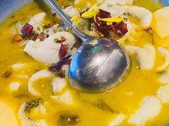 -荷塘秋月·本帮江浙菜(国权路店)