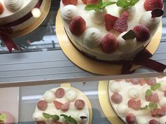 -花花卷卷·鲜食蛋糕(静安久光百货店)