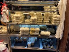 -白玉兰食品(汇联商厦店)