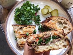 超级牛肉帕尼尼-O'mills Sourdough Bakery&Bistro(永嘉路店)