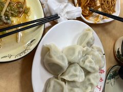 -乡府肉丁水饺(环山路店)