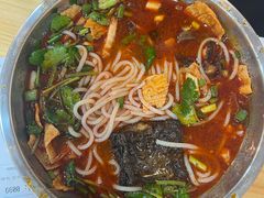 -柳州肥姨妈大骨螺蛳粉(东靖路店)