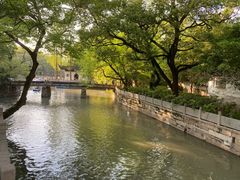 -汇龙潭
