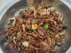 -湖南人家湘菜馆(镇江路店)