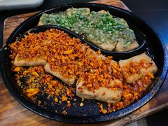 双味包浆豆腐-何师烧烤Pro ·江湖川菜·小龙虾·精酿(太古里旗舰店)