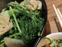 -万记麻辣烫国展总店