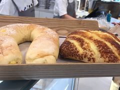 -焙丽拾光(麦凯乐直营店)