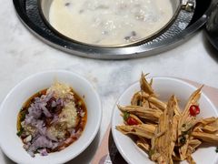 -煲宫猪肚鸡(晶品店)