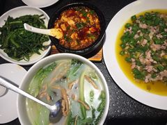 -万重锦·人文川菜馆(骡马市店)