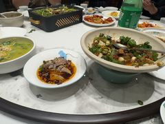 辣椒炒肉带饼-周大厨辣椒炒肉(巨龙路店)