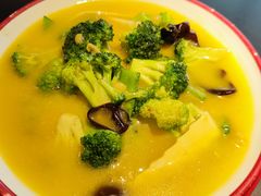 -麻六记(凤凰汇店)