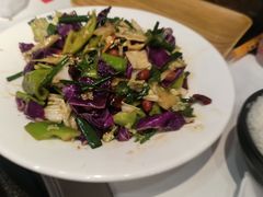 -咱屯子铁锅炖直营店(保利店)