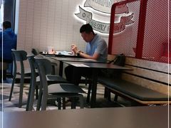 大堂-肯德基(芳和店)