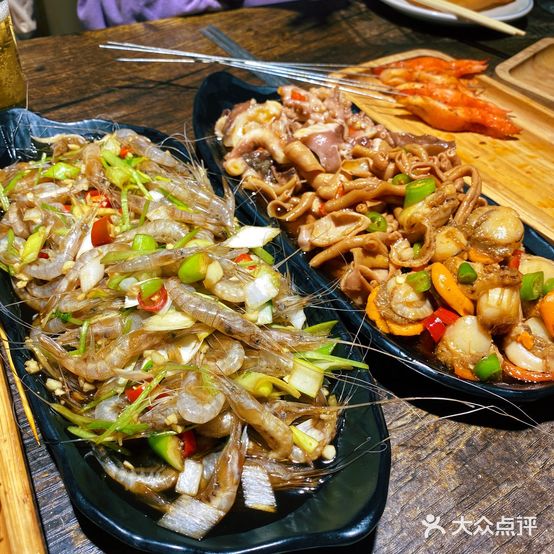 小雷哥烧烤(泰山店)