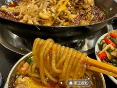 -鸿顺老铁锅美蛙鱼府(解放碑店)