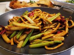 -马尔龙新疆饭店·清真(长青路店)