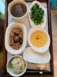 -莉泽月子中心(凯旋江景店)