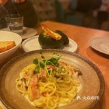 氛围感拉满的香复餐厅🍻