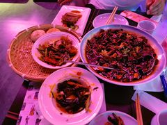 -粉墨特色菜·烧烤音乐酒馆