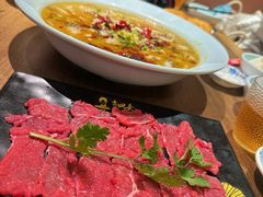 -肖四女乐山跷脚牛肉(滨江天街店)