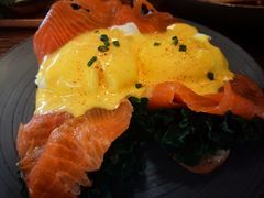 烟熏三文鱼班尼迪蛋-Money Shops(愚园路店)