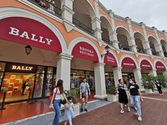 -佛罗伦萨小镇广佛名品奥特莱斯(疏港路店)