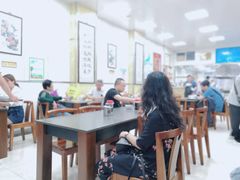 大堂-胡家包子·清真(大众巷店)