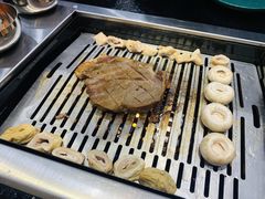 -臻牛烤肉