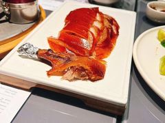 酥不腻烤鸭-小大董·烤鸭(观景餐厅·南京西路店)