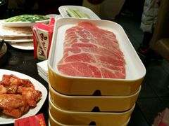 -怡人怡口牛排海鲜自助(飞龙大厦店)