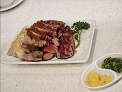 -香港新发烧腊茶餐厅(水围店)