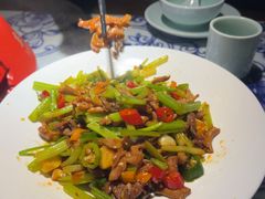 -卢大鲜鱼头捞饭(美利广场店)