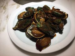 酱焖小鲍鱼-日丰园海肠水饺·老字号大连海鲜(和平广场店)