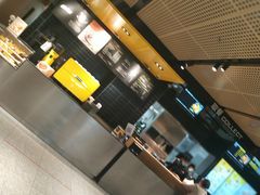 -麦当劳(中山公园龙之梦店)