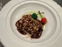 -郑猛记石岐鸽主题餐厅(长江店)
