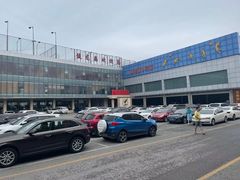 -健龙森俱乐部·游泳·健身·羽毛球综合体育馆