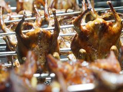 -三亚火车头万人海鲜广场