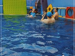 -龙格亲子游泳·水育早教运动中心(绿宝中心)