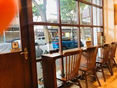-C.Y Cafe