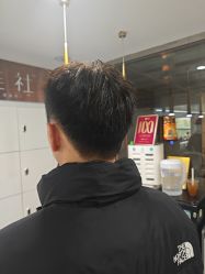 -镁连社·美联社