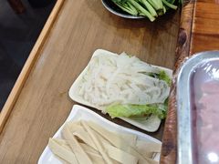 -老北京热气涮羊肉·小龙虾·烤鱼(呼玛路店)