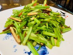 -缘来聚·徽菜名店(黄山宏村店)