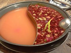 -旧街市鲜货老火锅(大光路店)