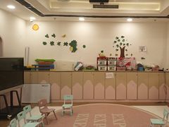 -乐之童成长中心(颍州万达店)