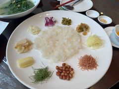 捞起顺德鱼生-果然居酒家 · 顺德园林私房菜