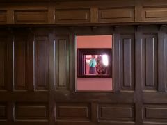 -Nathalie Djurberg与Hans Berg“牛皮纸包裹的月亮”-Prada荣宅当季展览