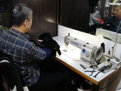 -旗人服装改制店