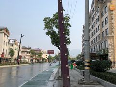 -铂逸梦秦酒店(横店梦幻谷店)