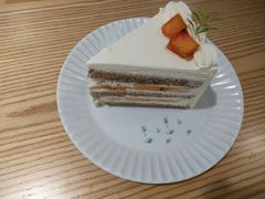 伯爵茶黄桃奶蛋糕-猫里有甜